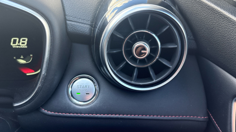 MG Hs 1.5 T-GDI Exclusive 5dr DCT Petrol Hatchback